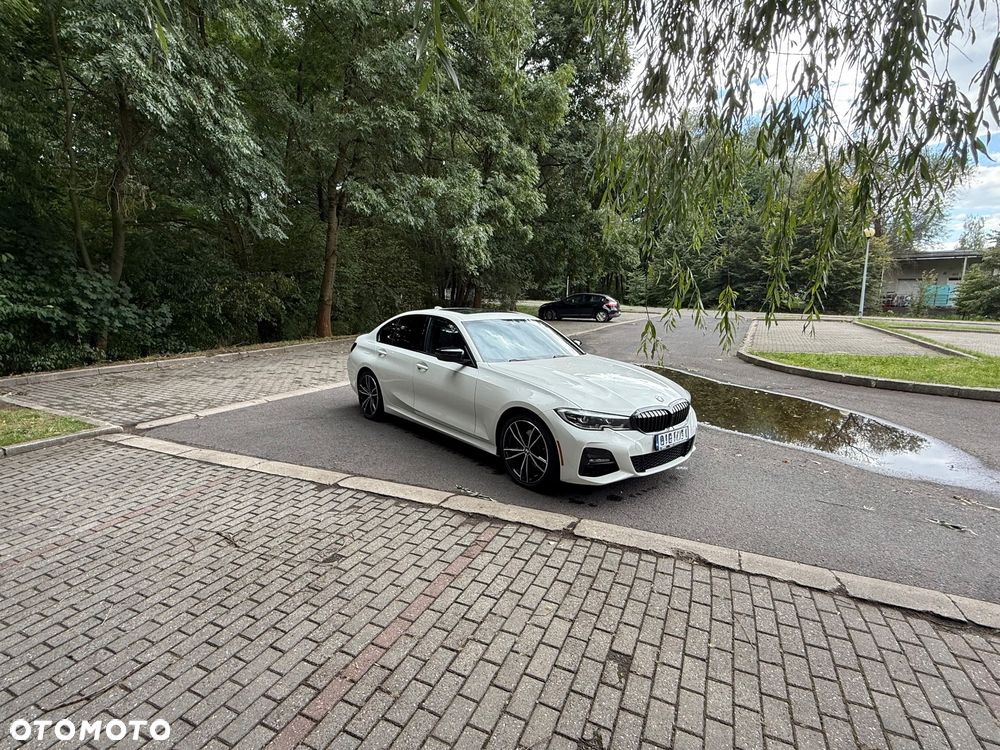 BMW Seria 3 330i M Sport sport - 15