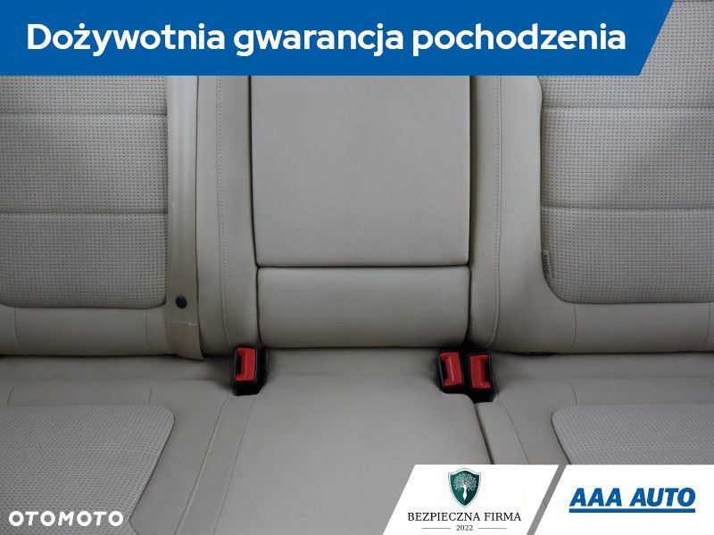 Volkswagen Passat Variant - 12