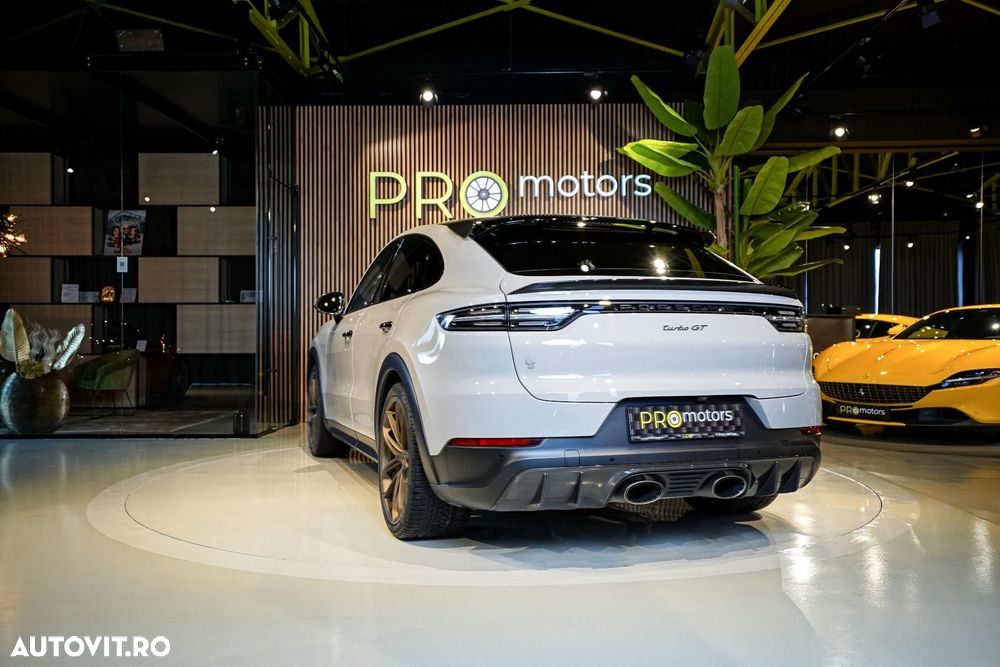 Porsche Cayenne Coupe - 6