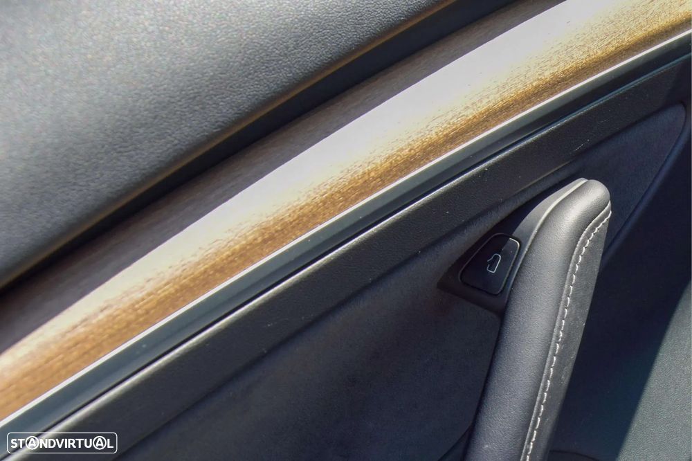 Tesla Model 3 Long Range Tração Integral Premium - 30