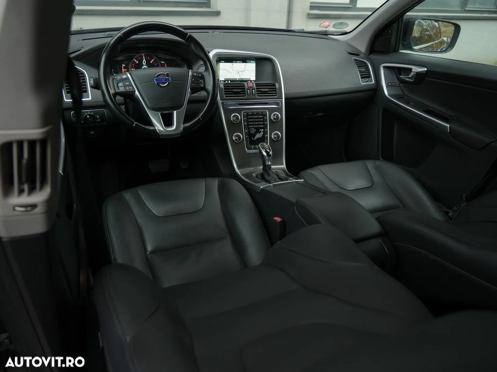 Volvo XC 60 D4 Geartronic Summum - 26