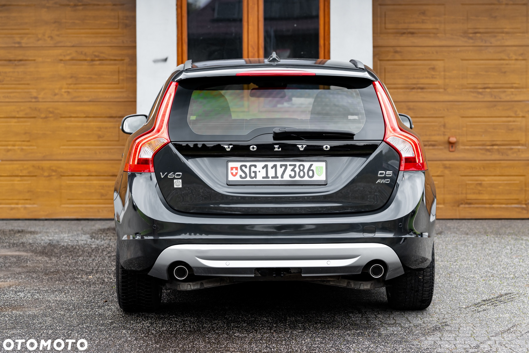 Volvo V60 D5 AWD - 12
