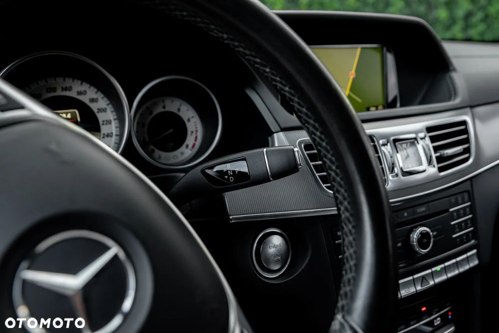 Mercedes-Benz Klasa E 400 4Matic 7G-TRONIC Avantgarde - 28