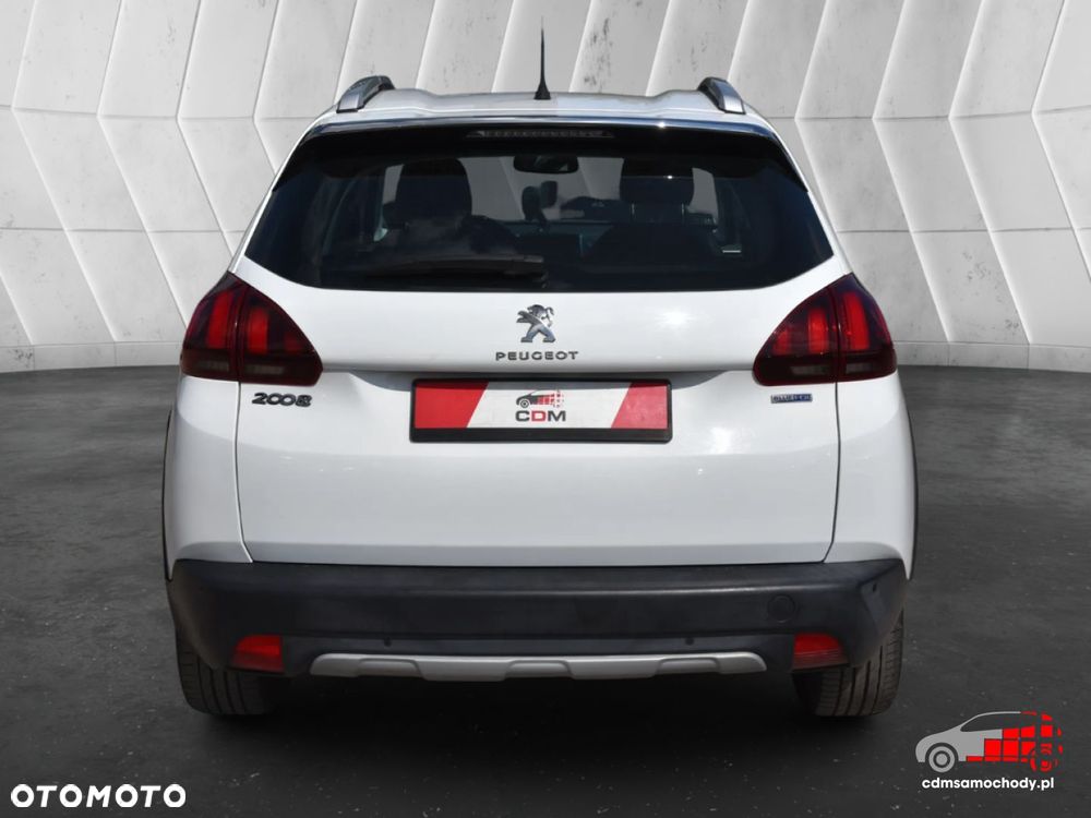 Peugeot 2008 - 9