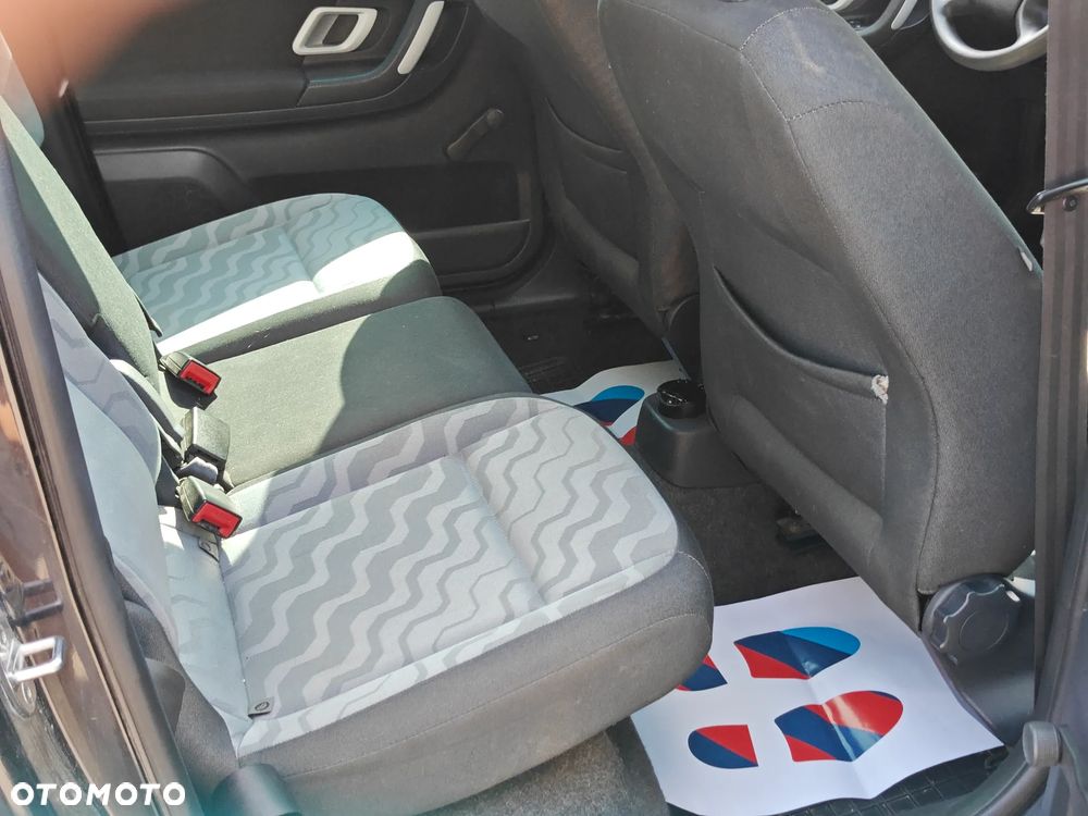 Skoda Roomster 1.2 Style - 8