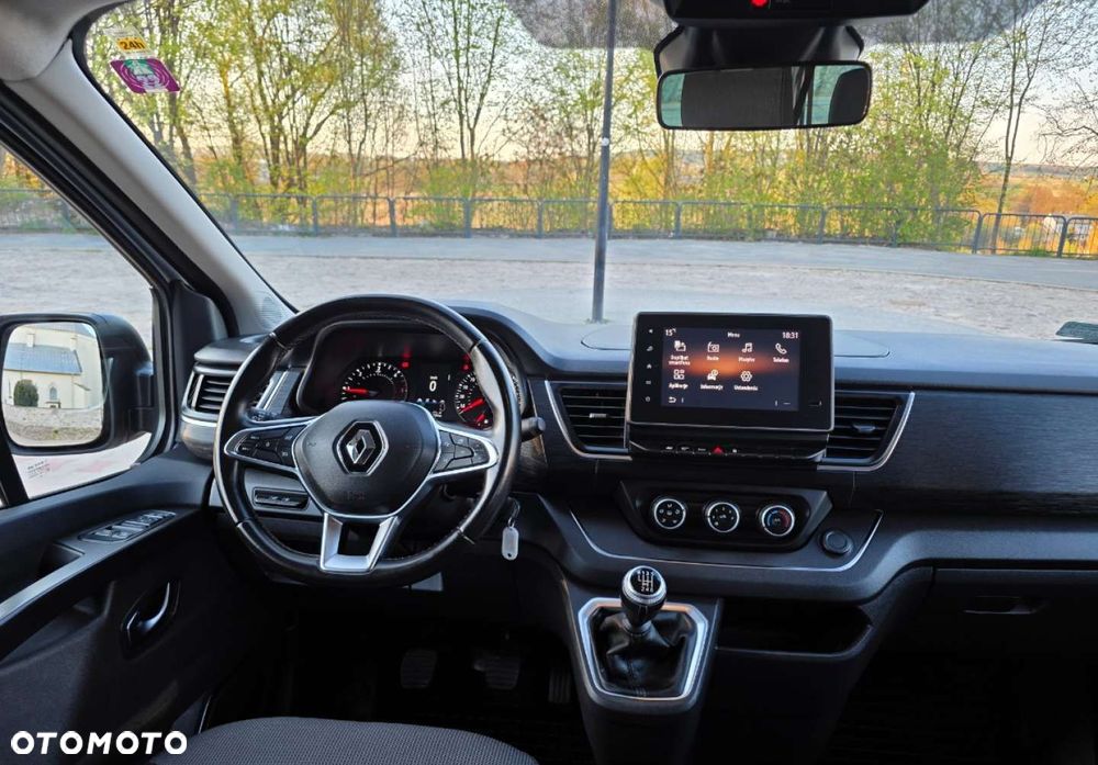 Renault Trafic - 27