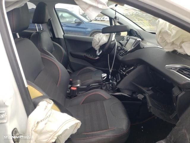 Peças Peugeot 2008 (CU_) 1.2 THP 130 GT 2019 - 5