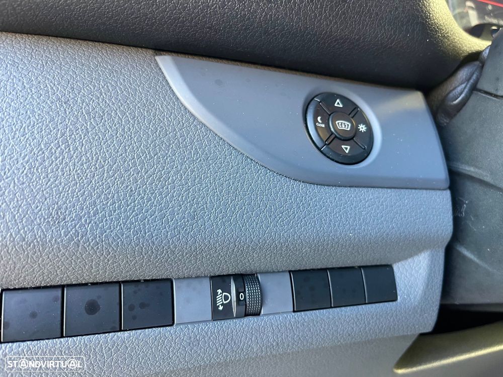 Opel Vivaro 2.0 - 27