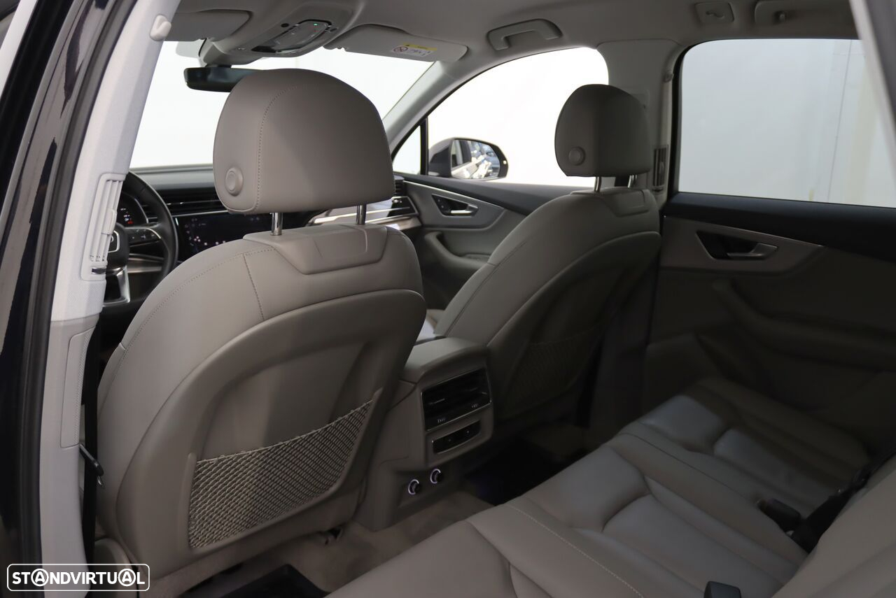 Audi Q7 55 TFSIe quattro Tiptronic - 8