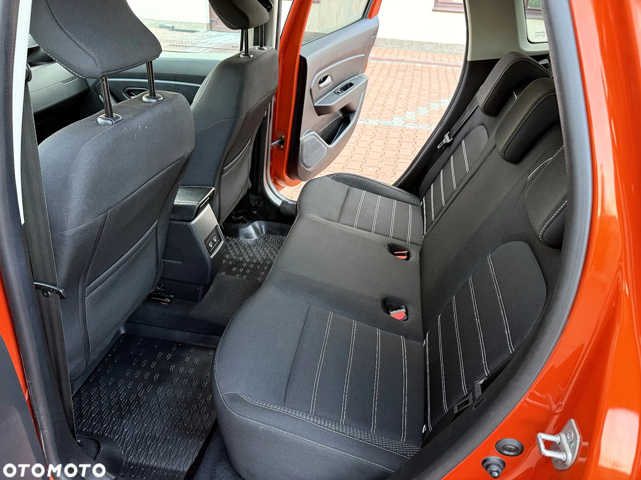 Dacia Duster 1.0 TCe Prestige - 16