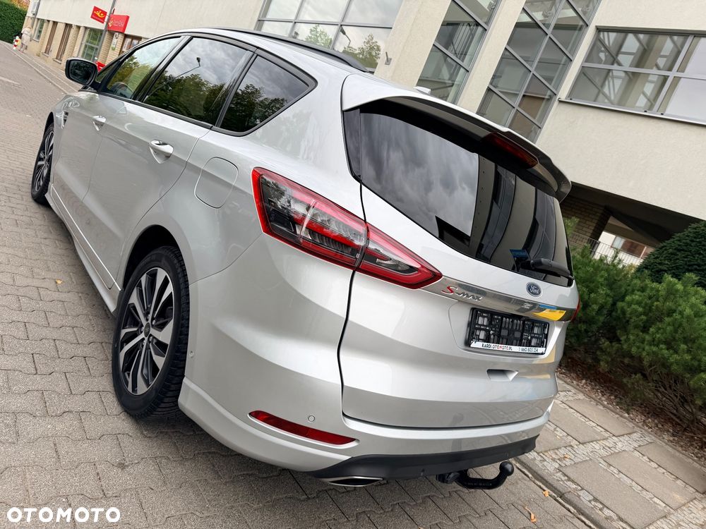 Ford S-Max - 10