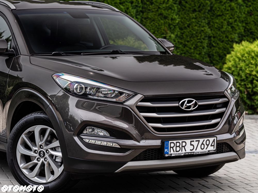 Hyundai Tucson 1.7 CRDI BlueDrive Style 2WD - 16