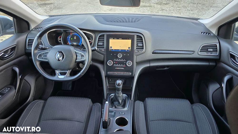 Renault Megane - 5