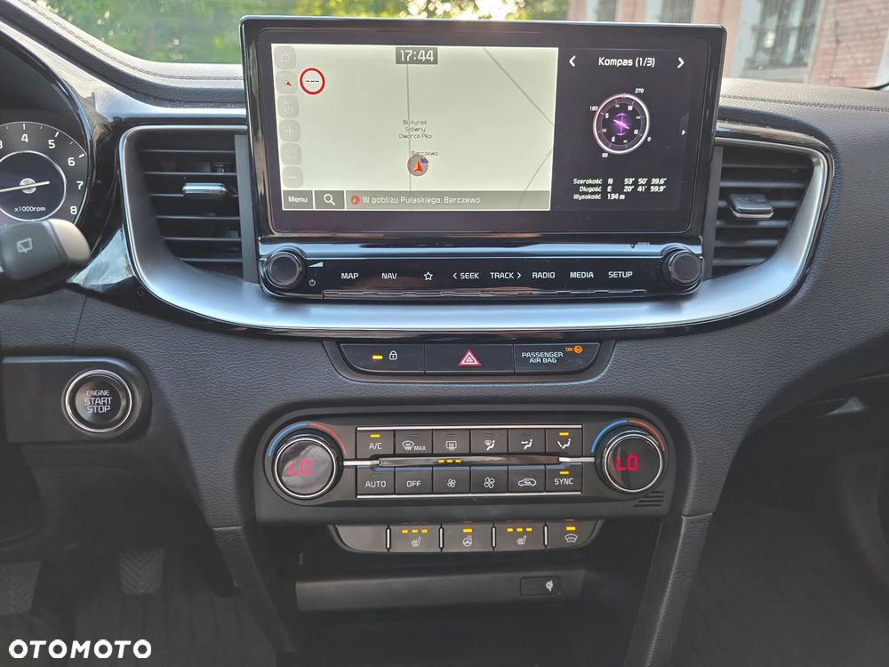 Kia XCeed 1.5 T-GDI Business Line - 10