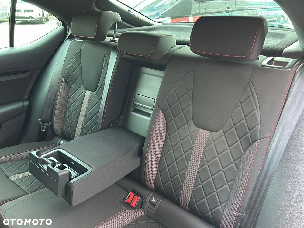 Skoda Octavia 2.0 TSI RS DSG - 19