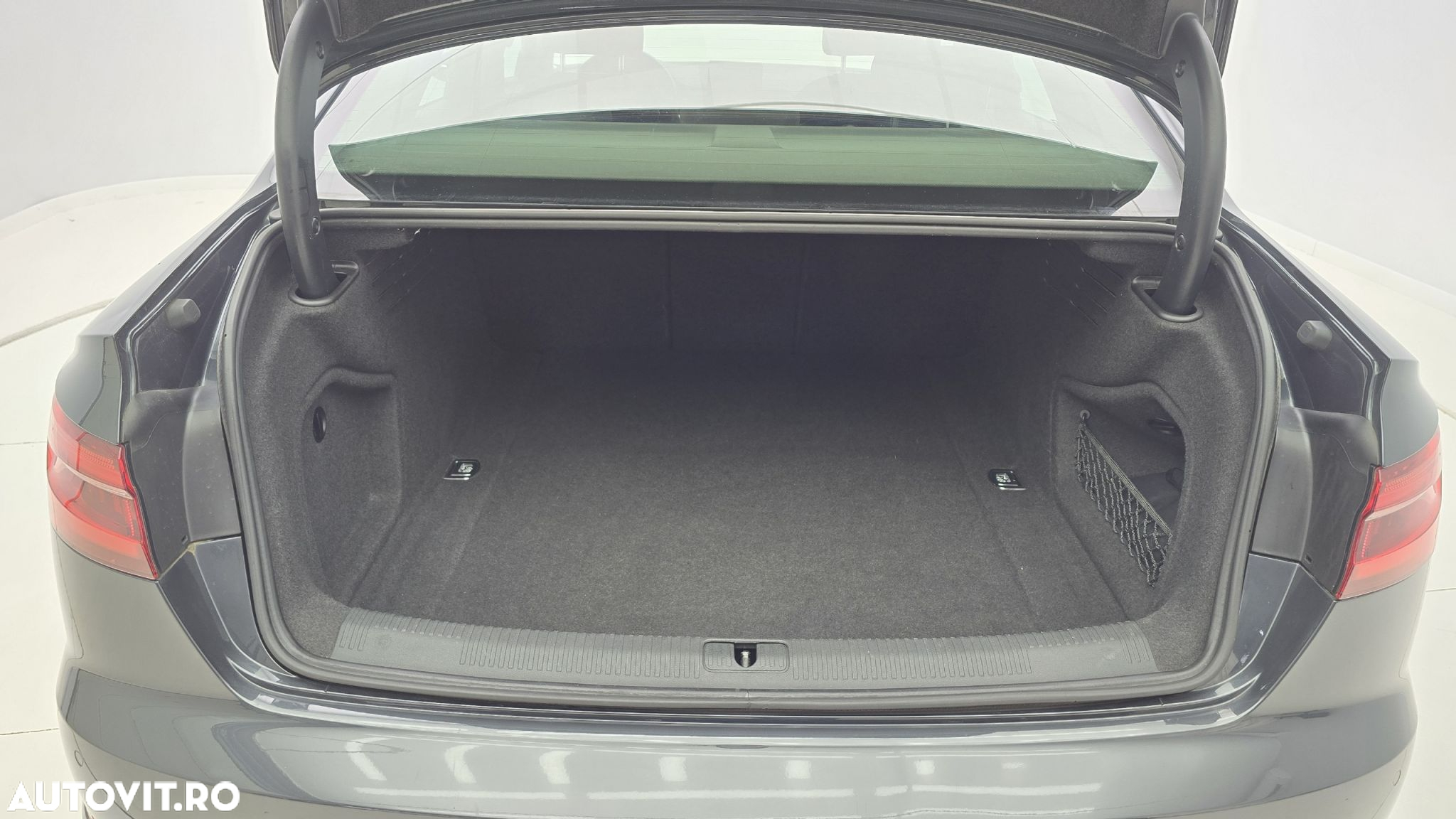 Audi A4 - 25