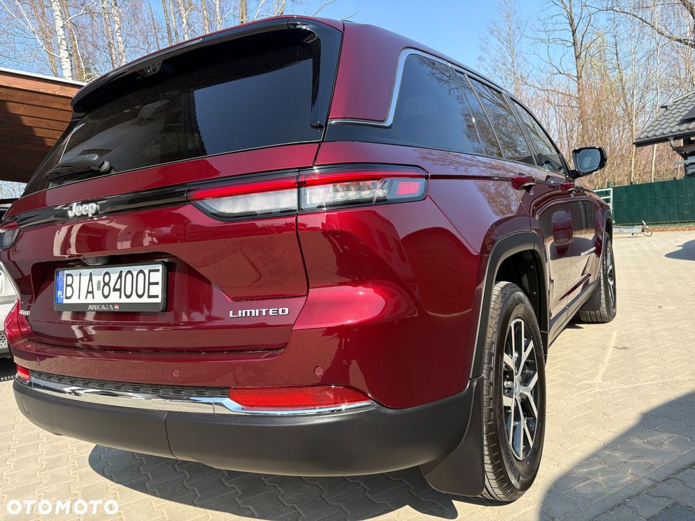 Jeep Grand Cherokee - 39