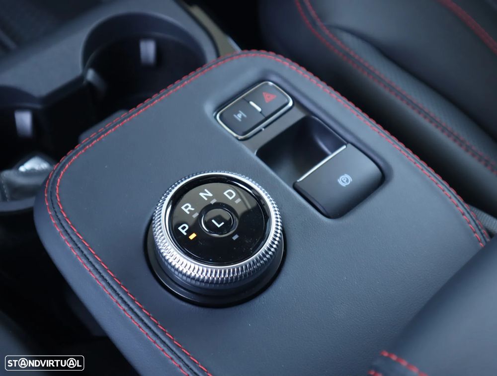 Ford Mustang Mach-E AWD PREMIUM - 37