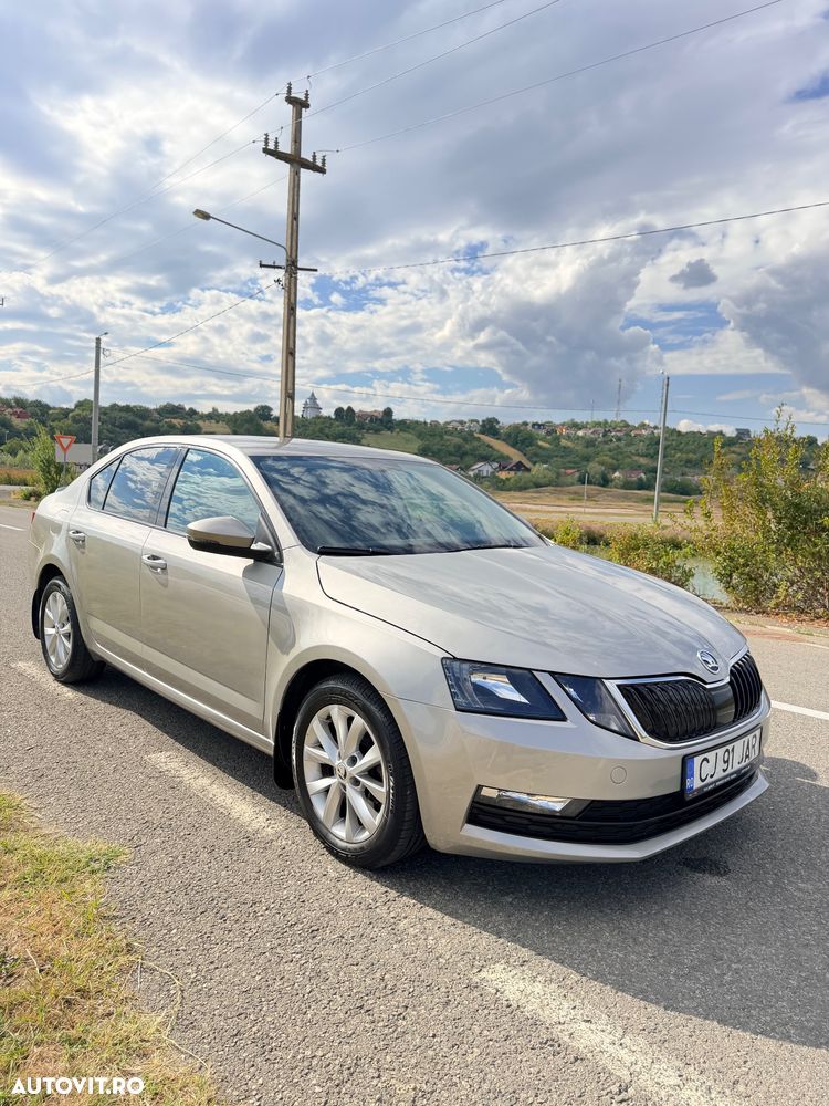 Skoda Octavia - 2