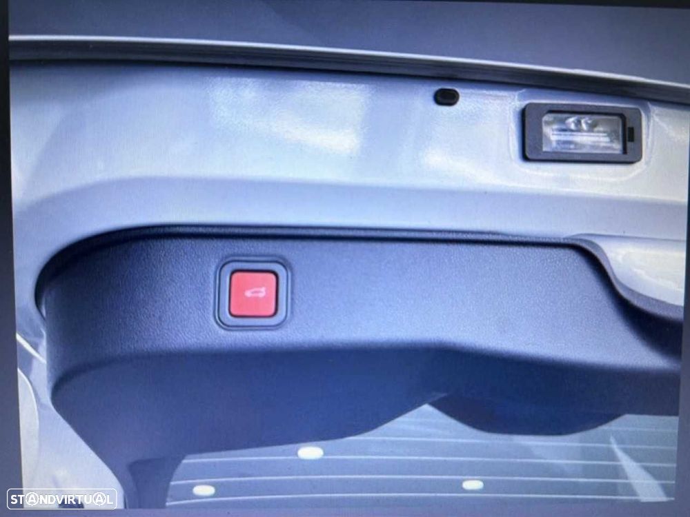 Alfa Romeo Junior Elletrica 50 kWh - 17