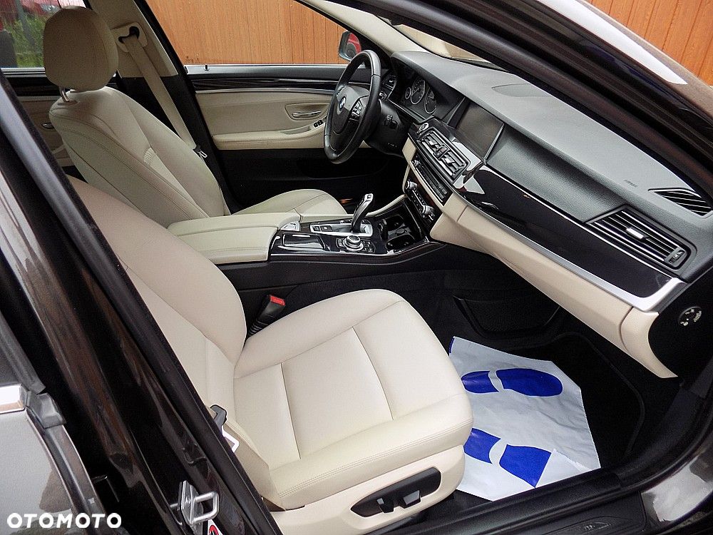 BMW Seria 5 518d - 7