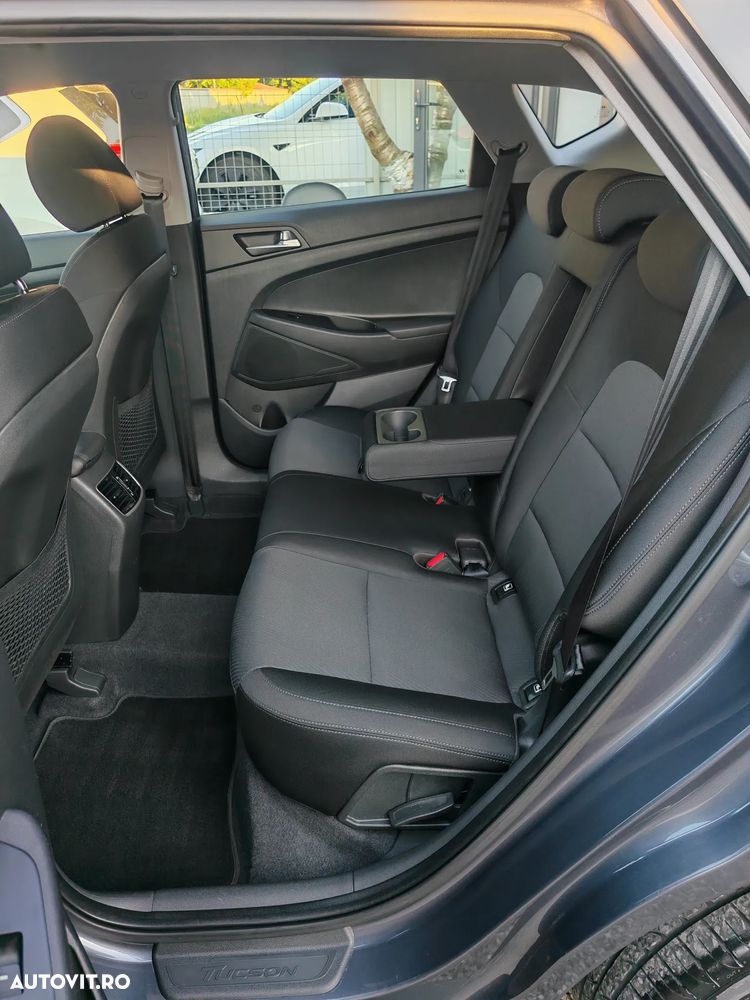 Hyundai Tucson 1.6 CRDi 2WD Select - 18