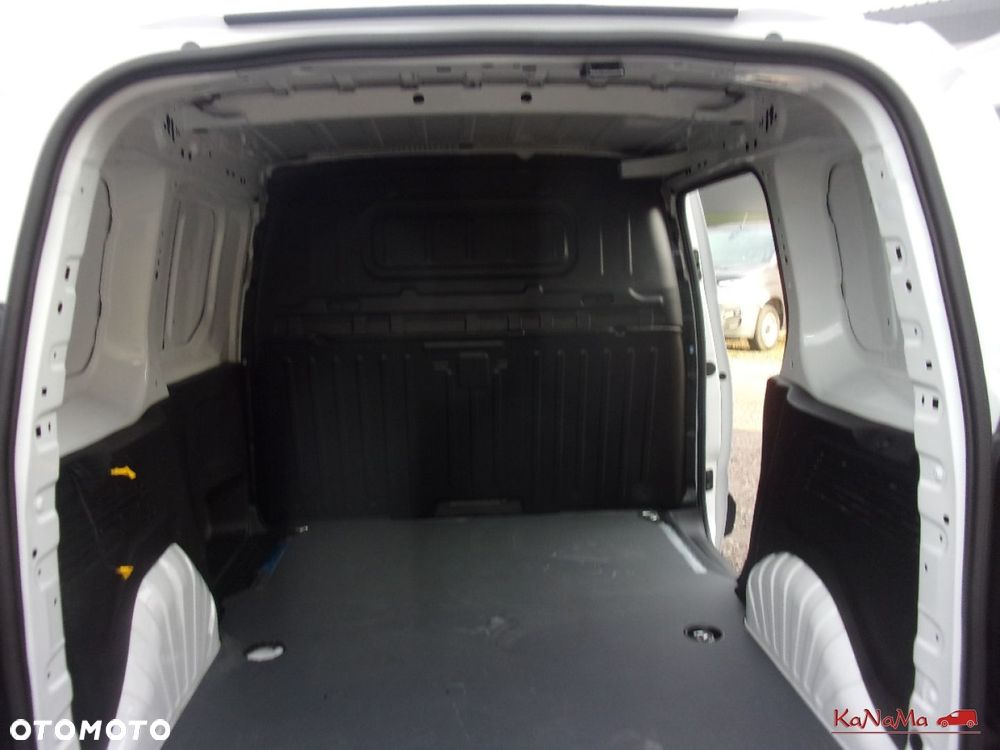 Toyota Proace City - 15