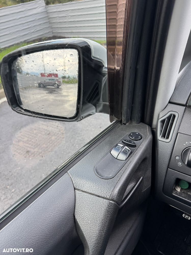 Mercedes-Benz VITO - 11