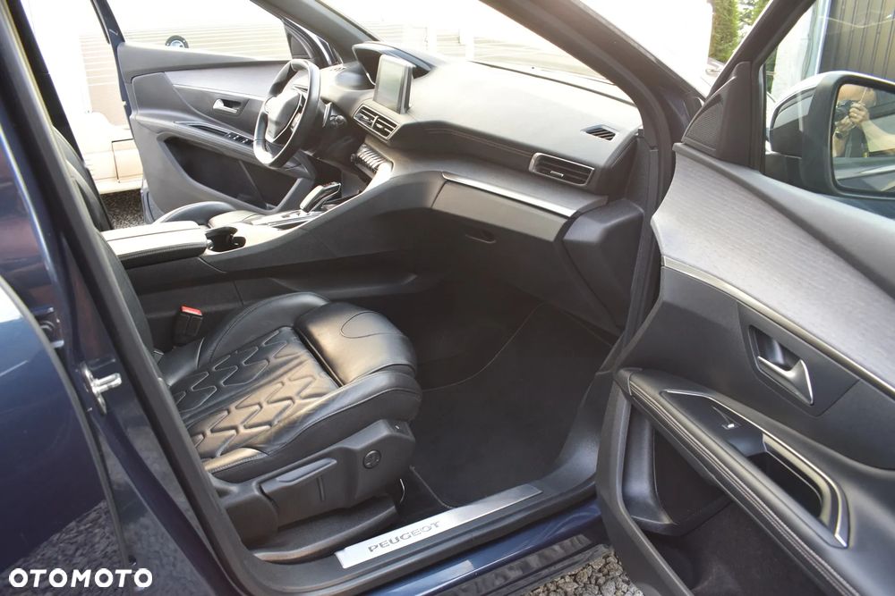 Peugeot 5008 BlueHDi 180 EAT8 GT - 12