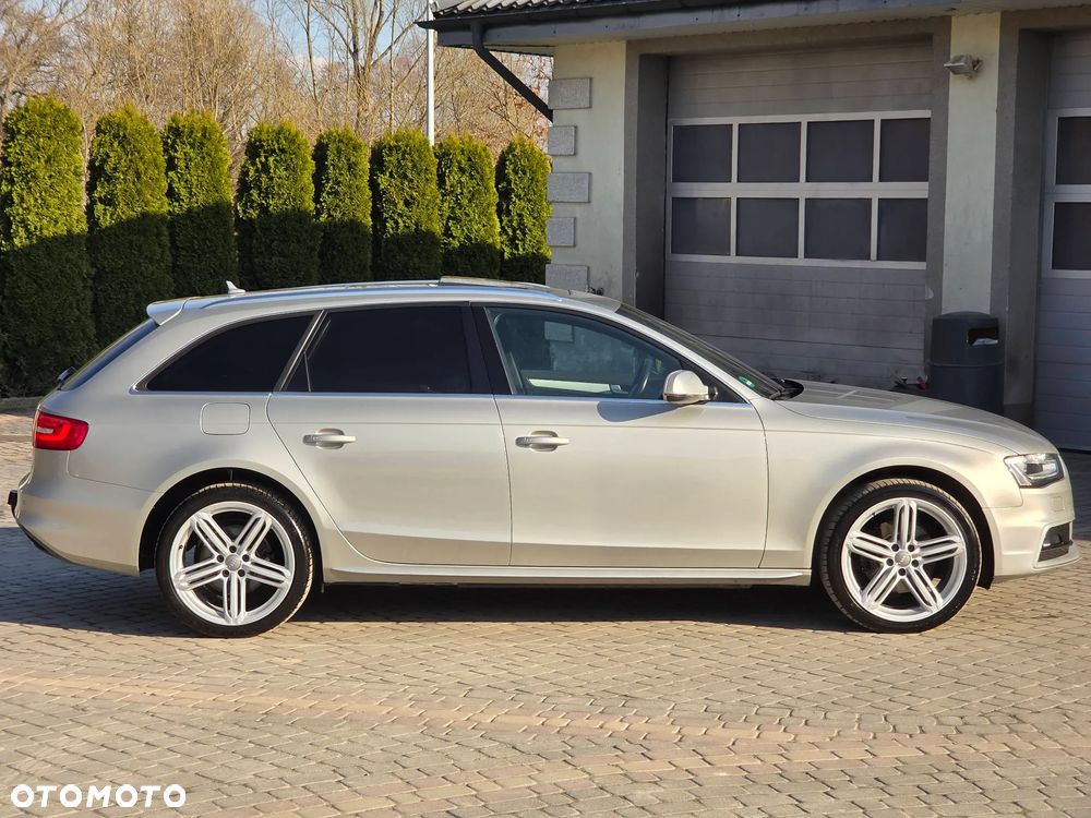 Audi A4 Avant 2.0 TDI DPF clean diesel quattro S tronic S line Sportpaket - 14