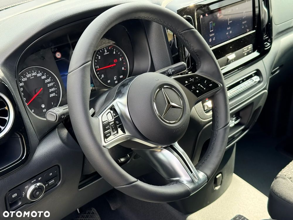 Mercedes-Benz Vito - 24
