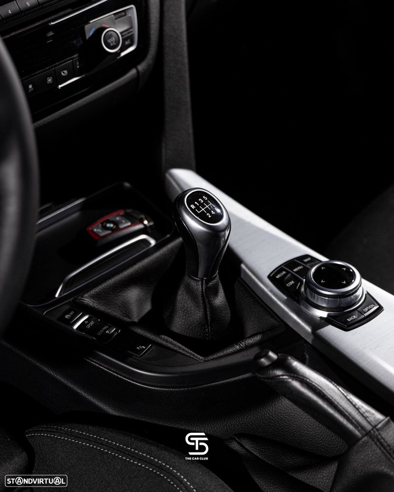 BMW 318 d Aut. Sport Line - 21