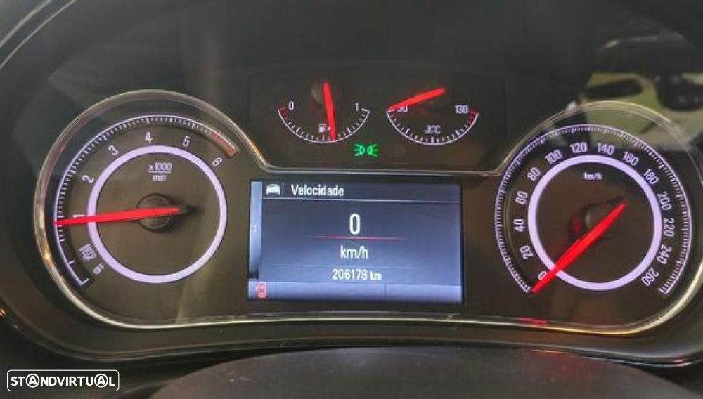 Opel Insignia Sports Tourer - 4