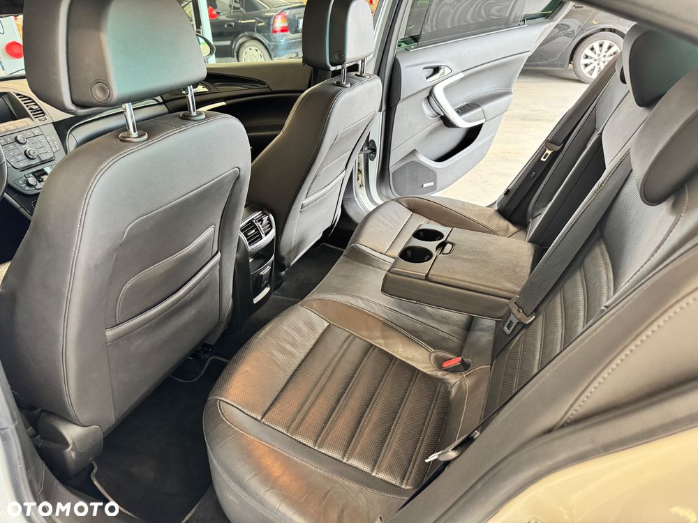 Opel Insignia 2.0 CDTI Cosmo ecoFLEX - 17