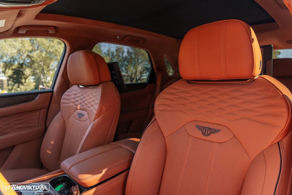 Bentley Bentayga Hybrid Azure - 16