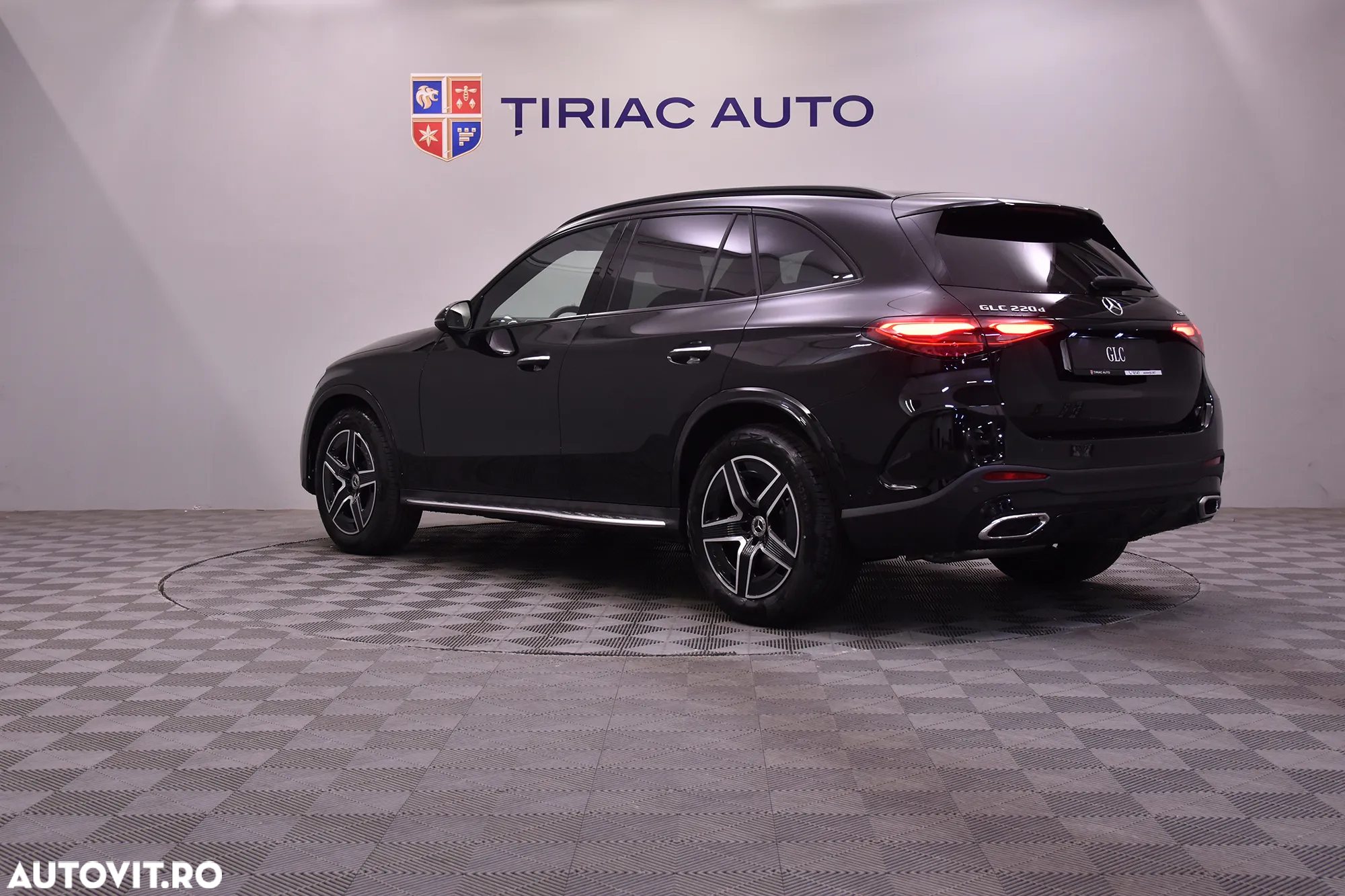 Mercedes-Benz GLC 220 d 4MATIC MHEV - 3