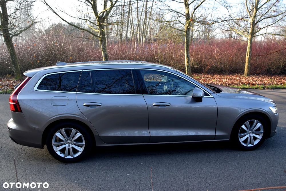 Volvo V60 D3 Momentum Pro - 8