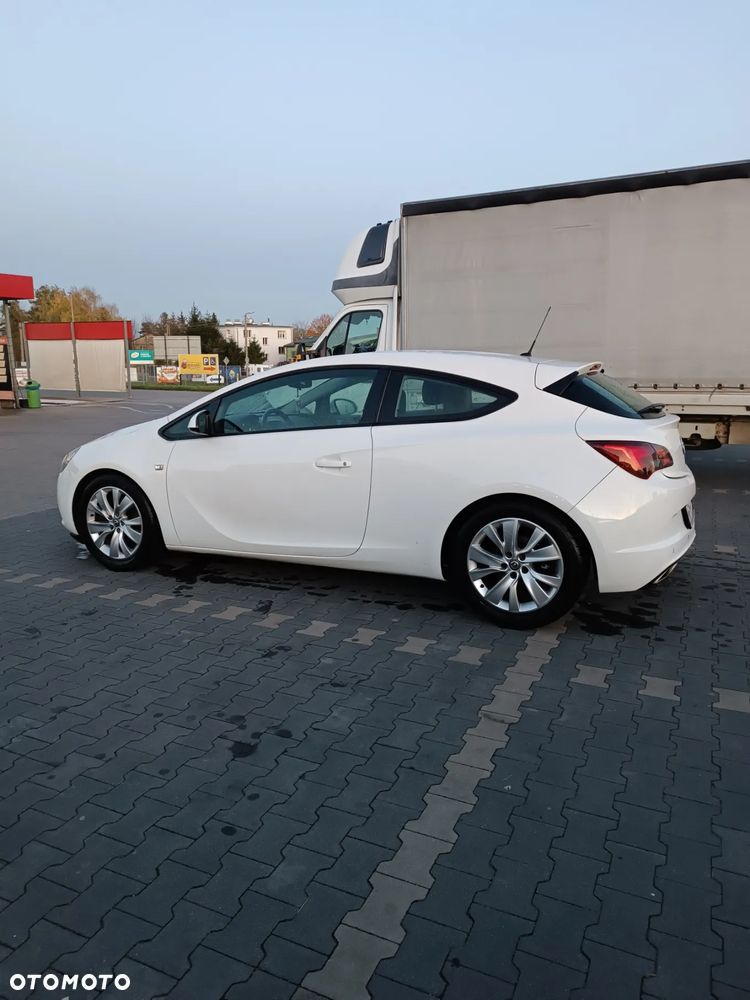 Opel Astra 1.4 T Enjoy - 9