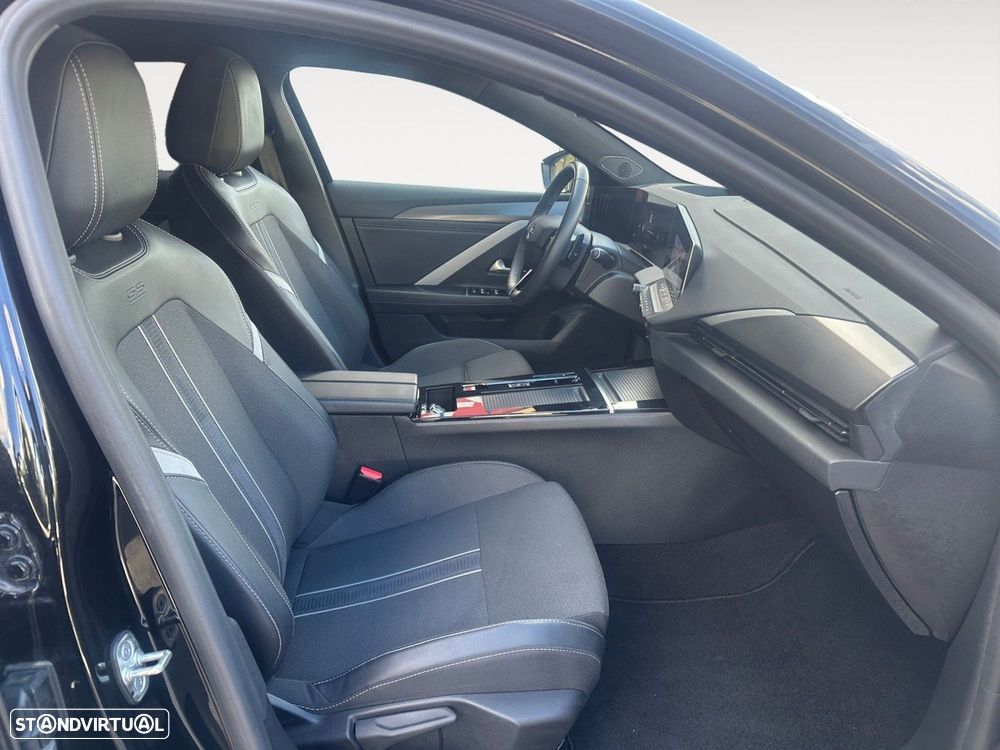 Opel Astra 1.2 T GS Aut. - 15