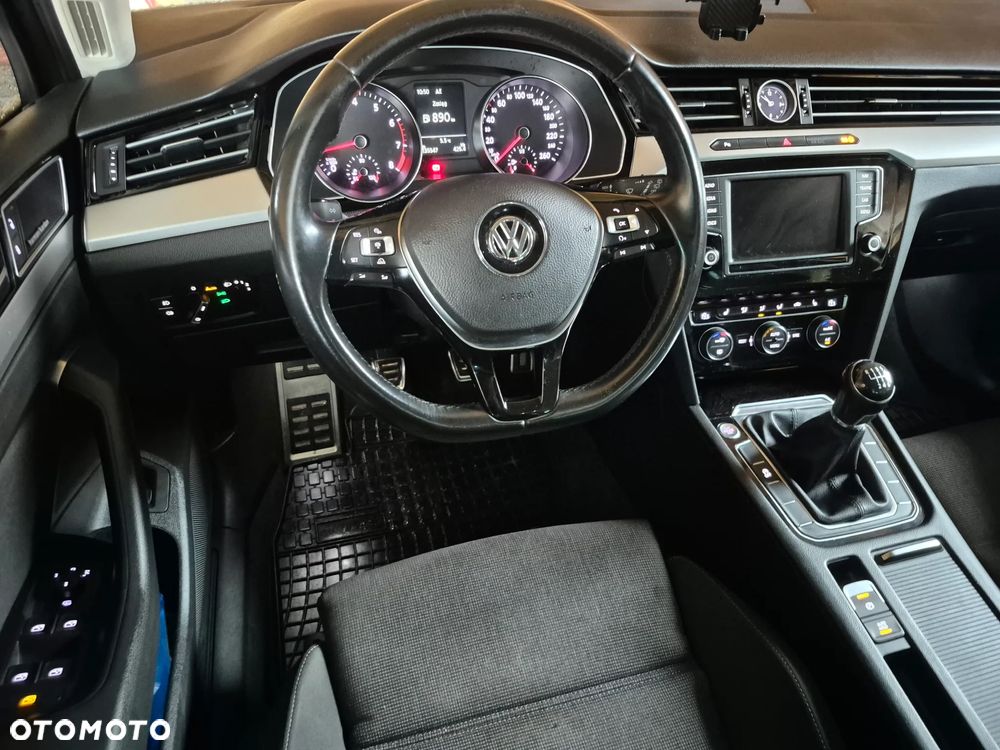 Volkswagen Passat ver-1-4-tsi-bmt-act-comfortline - 19