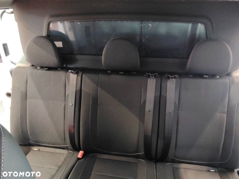 Renault Trafic - 12