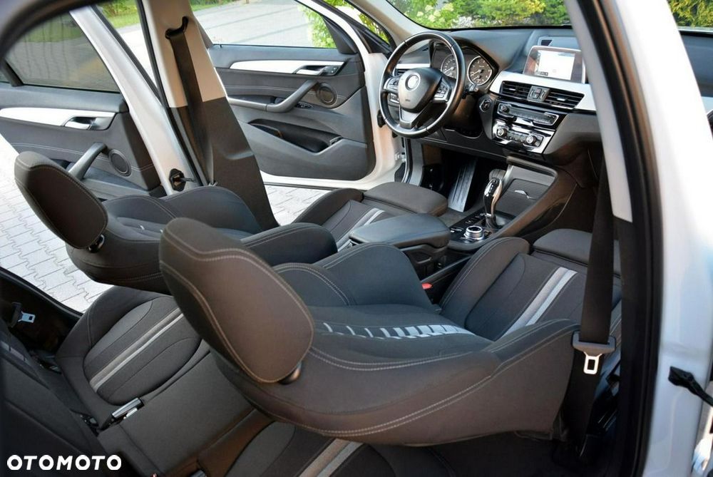 BMW X1 xDrive20d Advantage - 24