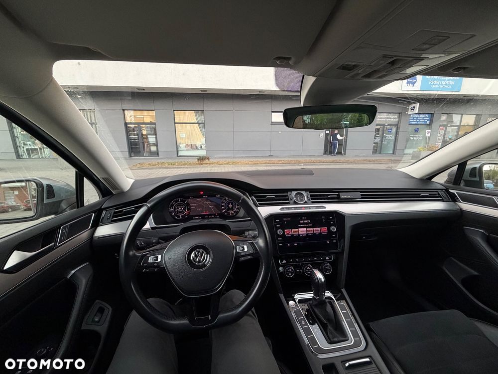 Volkswagen Passat 2.0 TDI SCR DSG Highline - 4