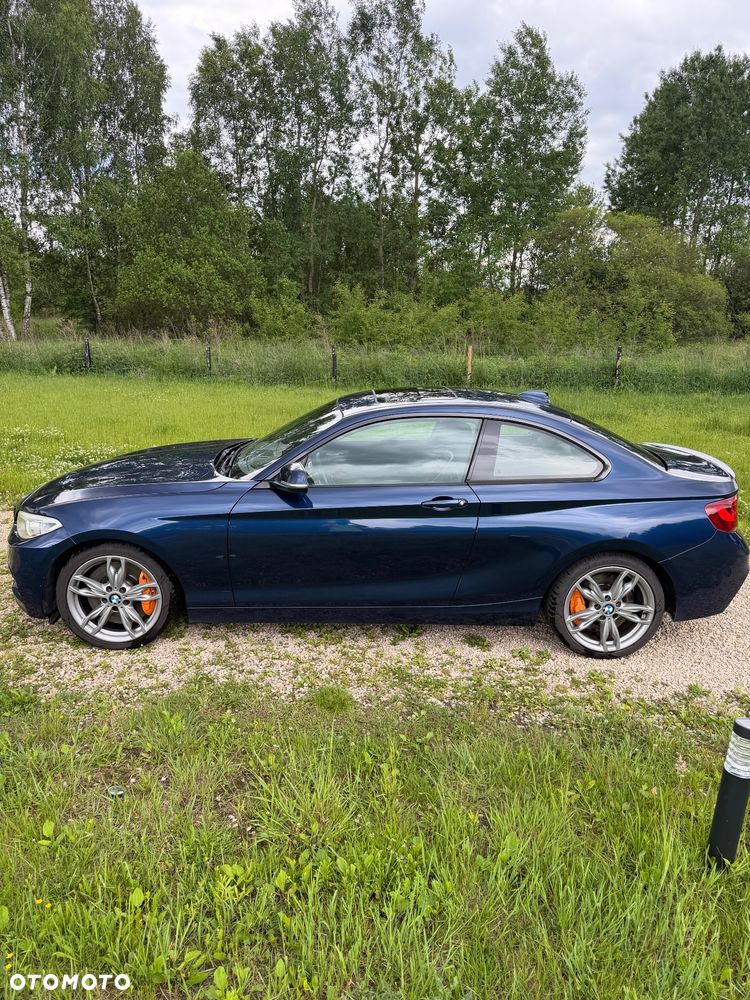 BMW Seria 2 220d Sport Line - 3