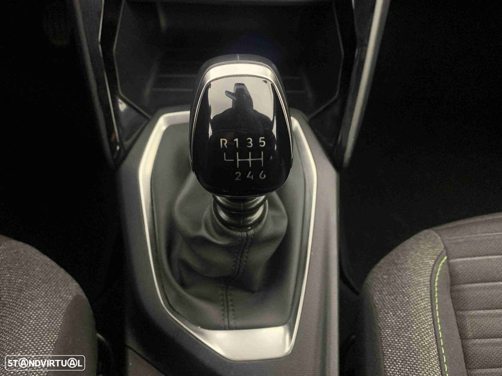 Peugeot 2008 1.2 PureTech Active - 10