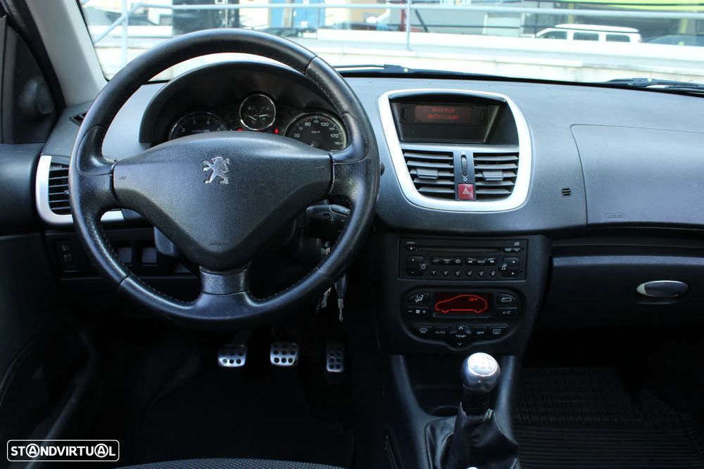 Peugeot 206+ 1.1 Urban - 6