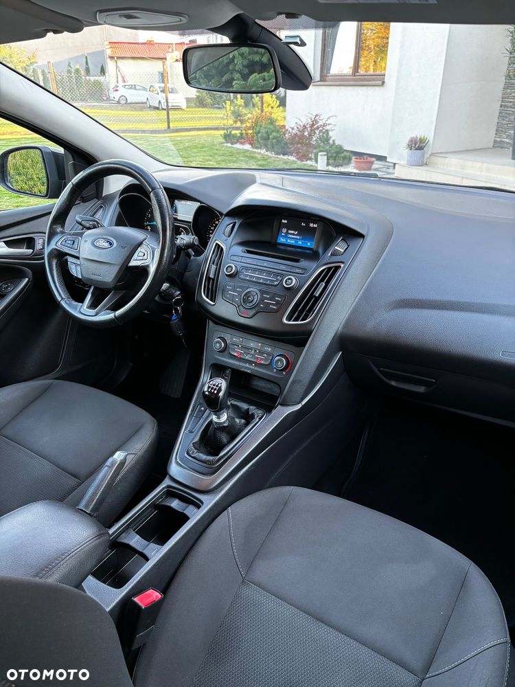 Ford Focus - 12