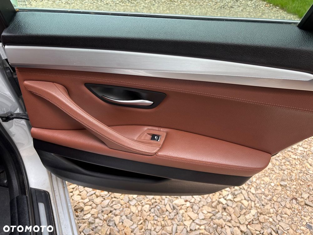 BMW Seria 5 - 22