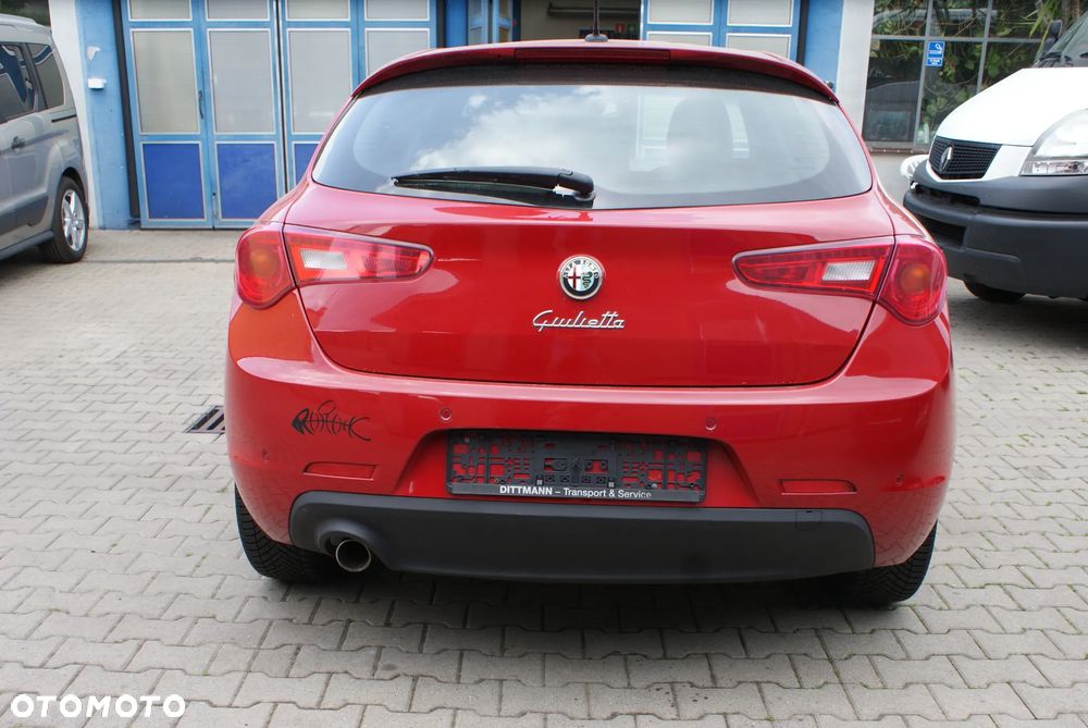 Alfa Romeo Giulietta 1.6 JTDM 16V - 6