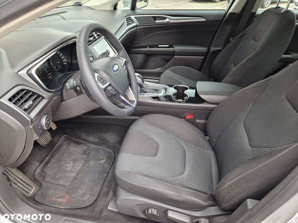 Ford Mondeo 2.0 TDCi Titanium PowerShift - 29